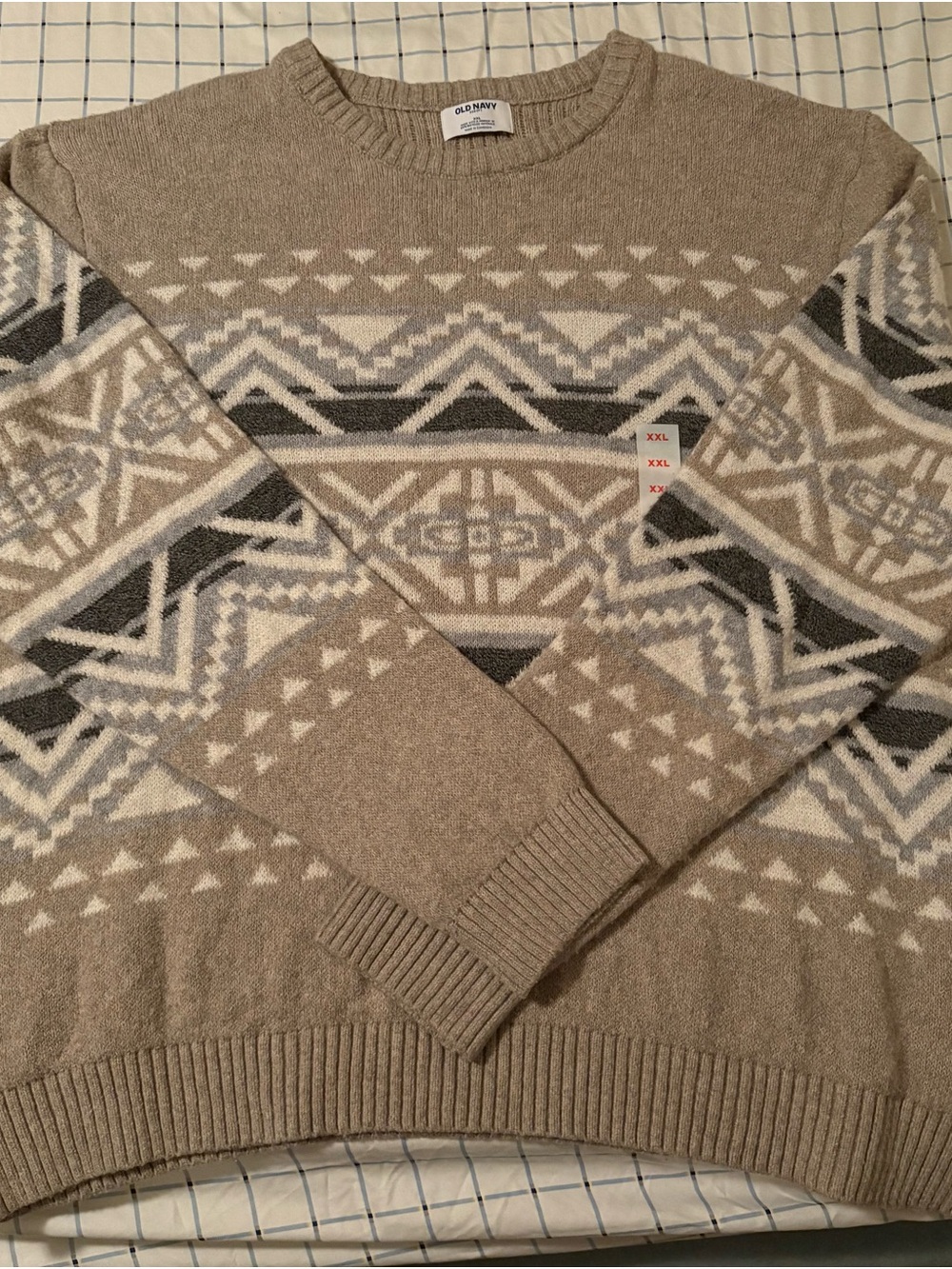 Old Navy Men's Beige and Gray Geometric Crewneck Sweater